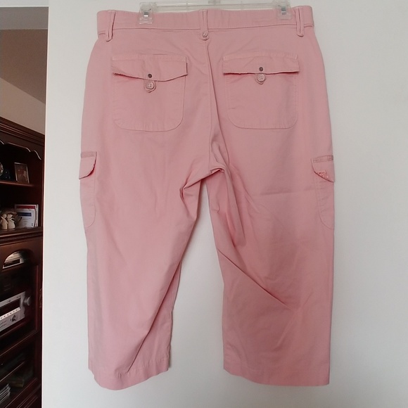 EUC Set of 3 Capri Pants - Picture 3 of 7